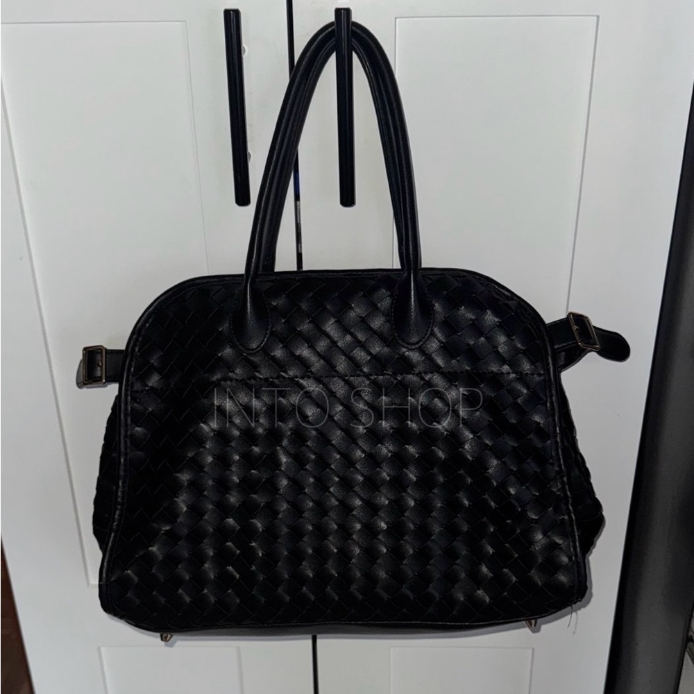 Black Woven Tote | Urban Expressions